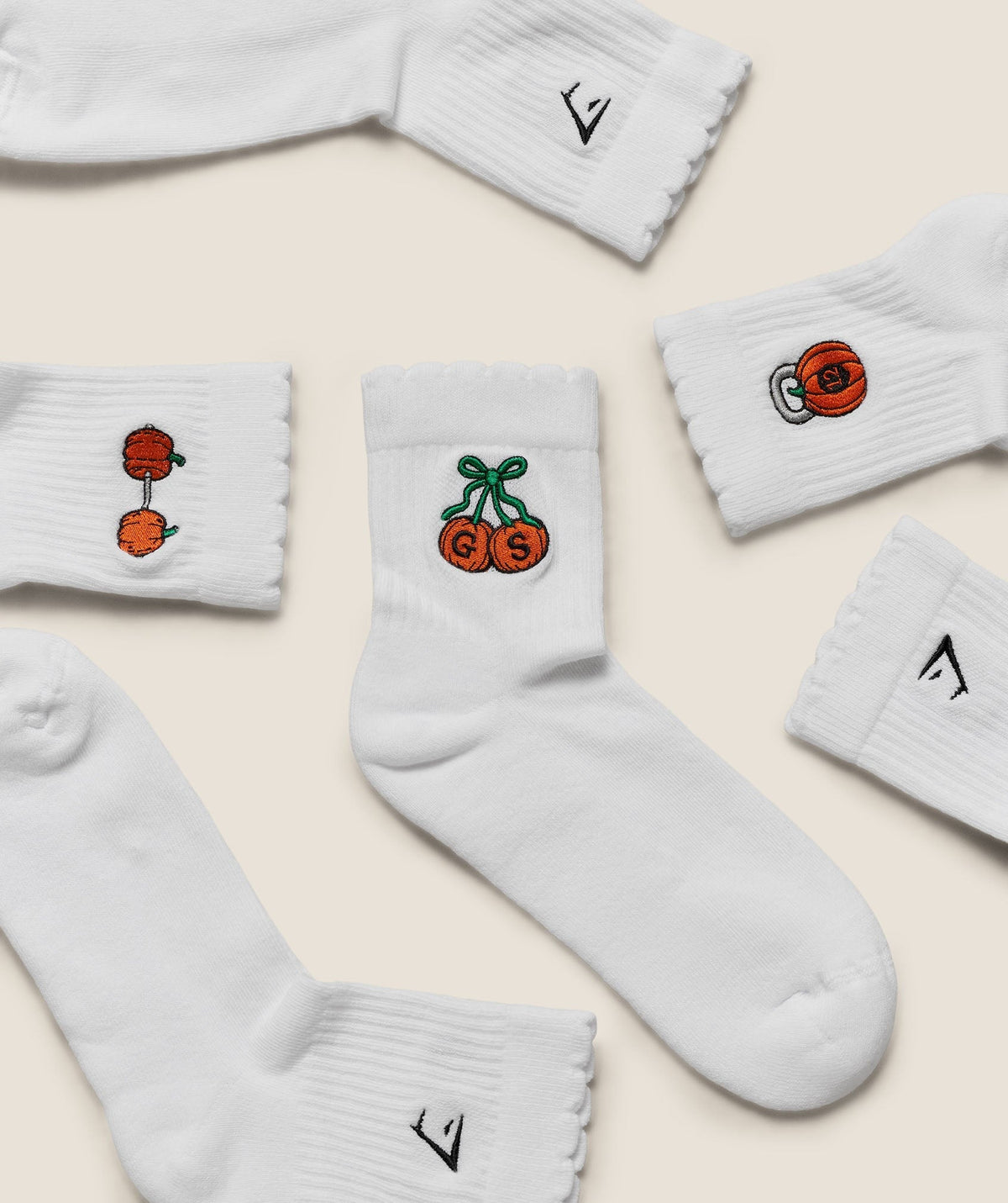 Gymshark Pumpkin Graphic Scalloped Sock 3pk - White