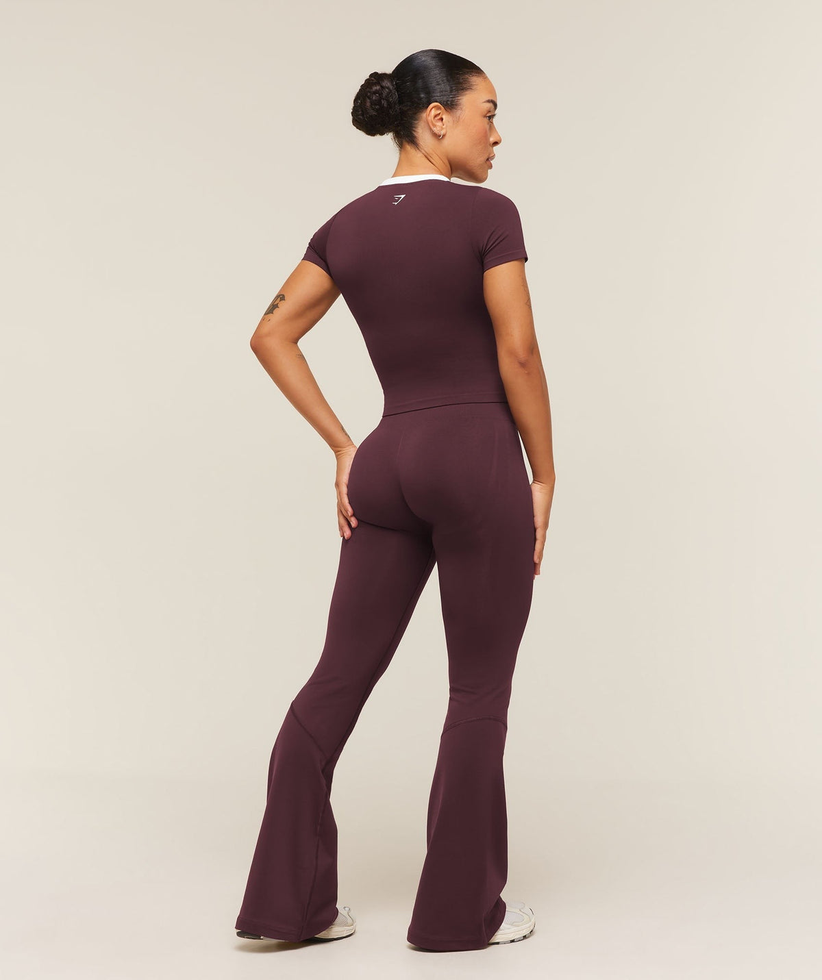 Gymshark Everyday Seamless Flared Leggings - Cherry Purple