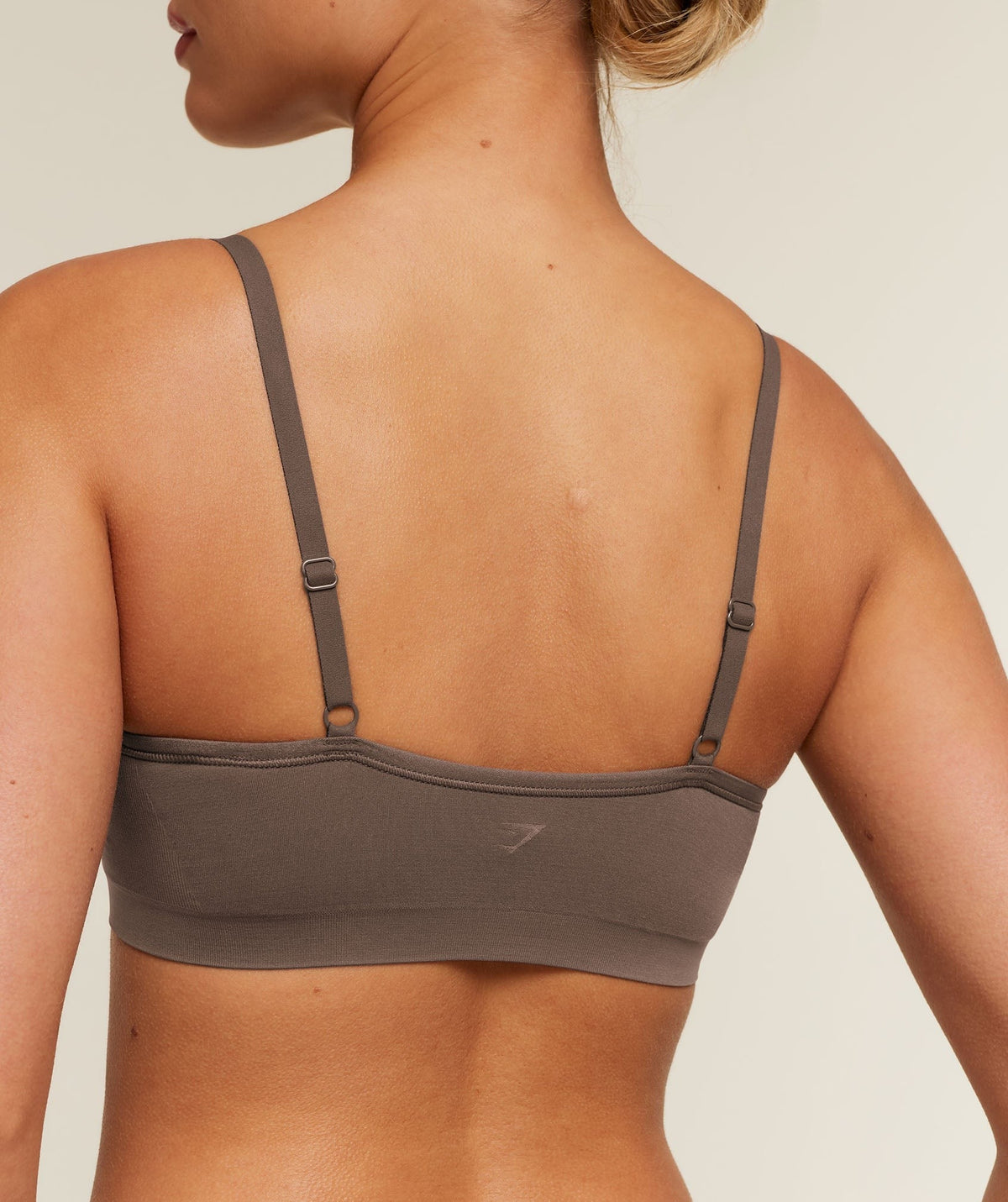 Gymshark FeatherFormTM V-Neck Bralette - Soft Brown