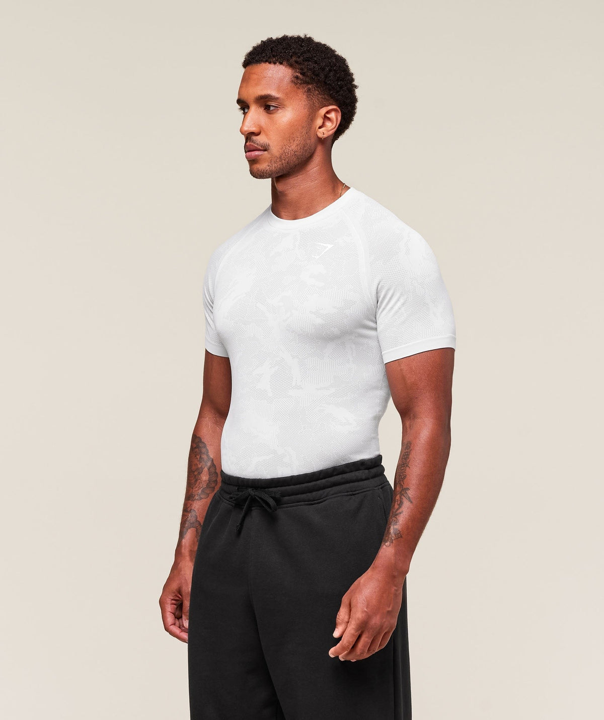 Gymshark Geo Seamless Tee - White/Light Grey