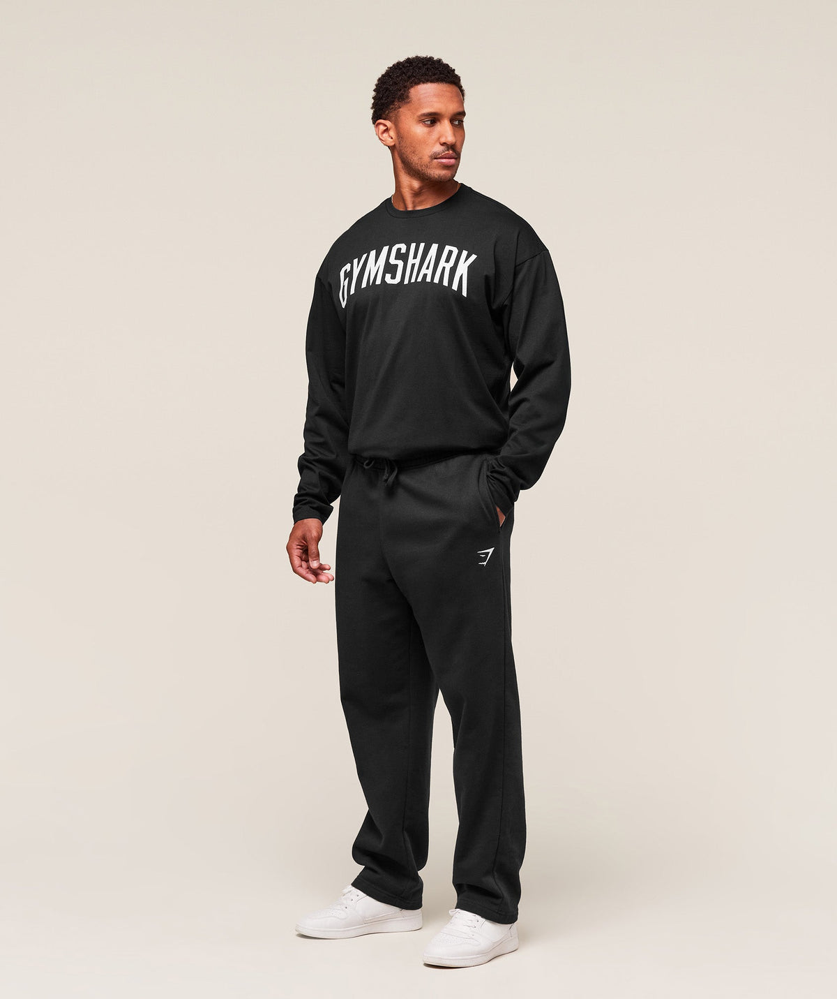 Gymshark Worn Graphic Long Sleeve Tee - Black