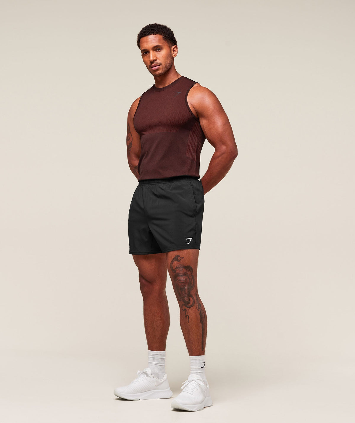 Gymshark Vital Tank - Black/Sets Red