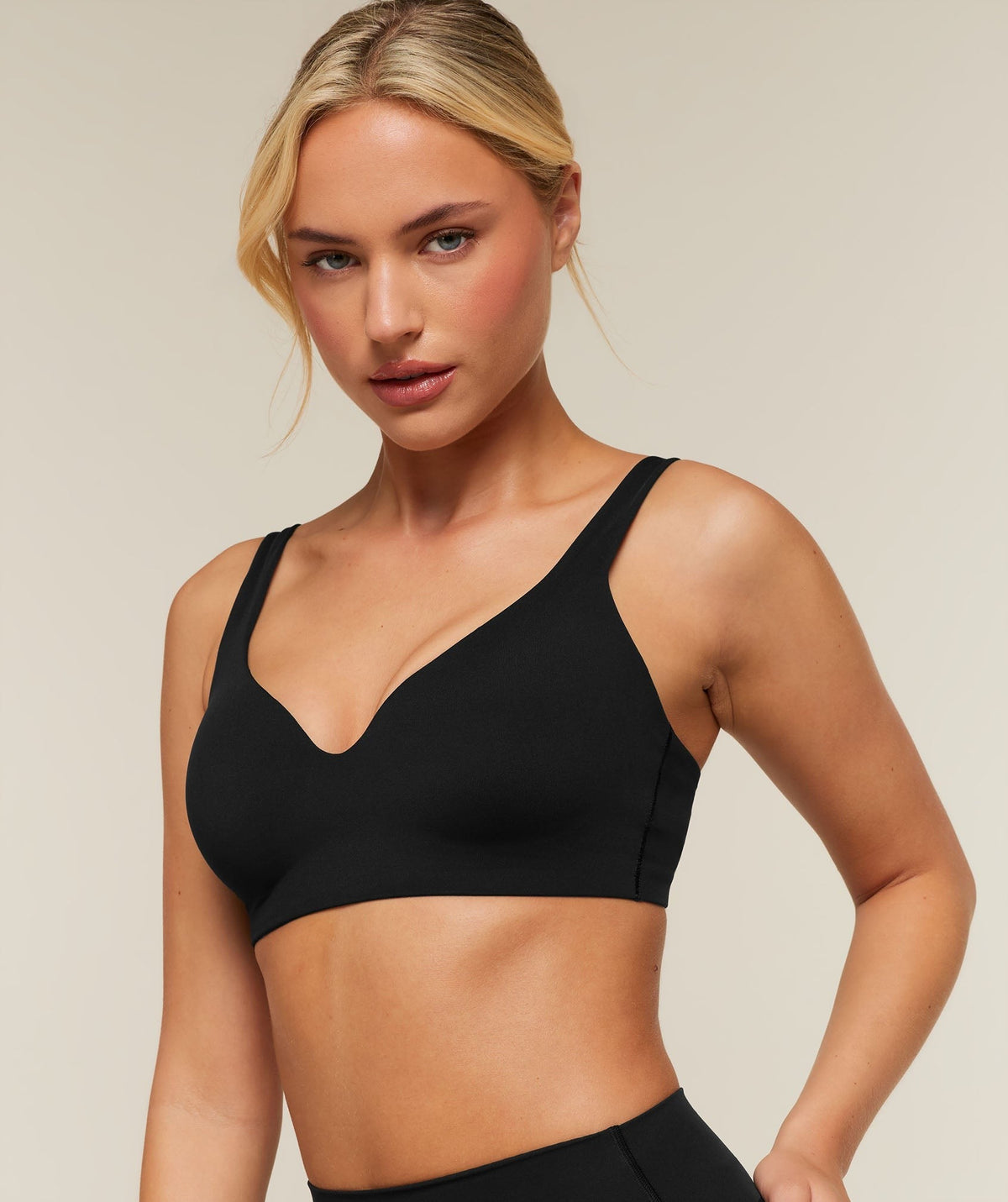 Gymshark Shape Light Support Push Up Bra - Black