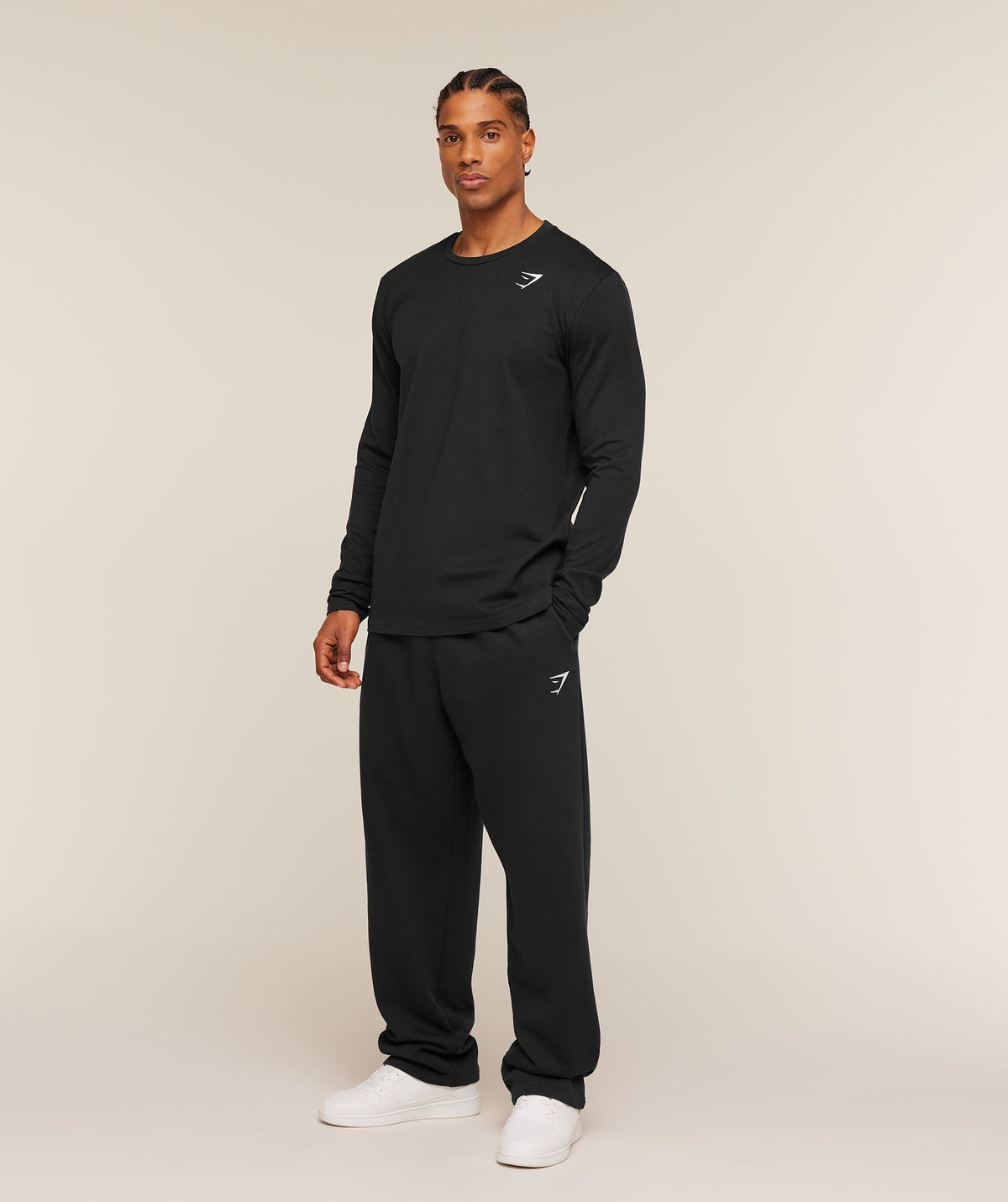 Gymshark Crest Long Sleeve Tee - Black