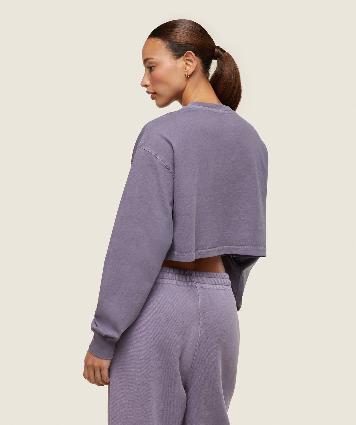 Gymshark everywear Cropped Long Sleeve Tee - Fog Purple/Pigment Garment Dye + Wash