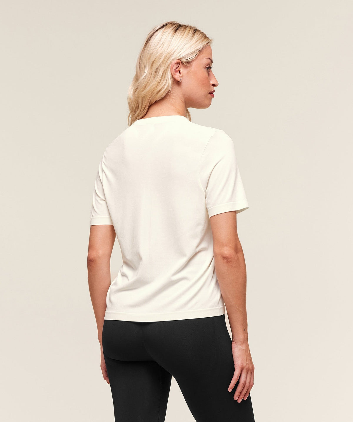 Gymshark Everyday Seamless Tee - Soft White