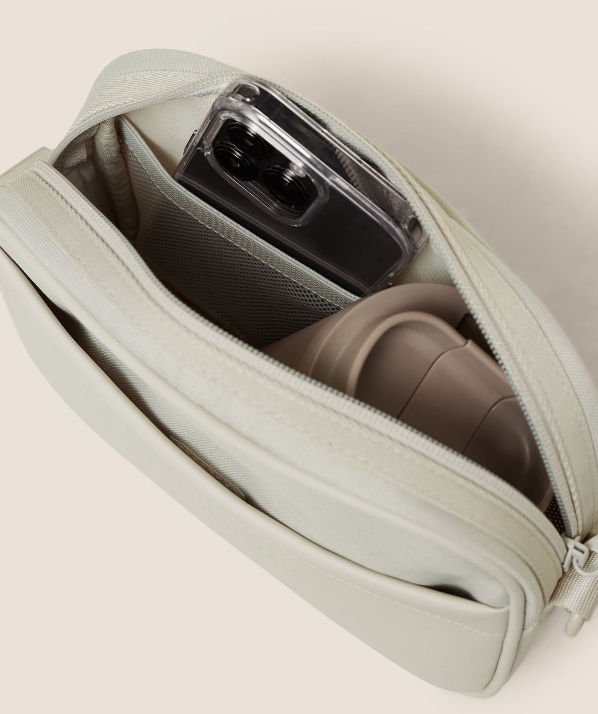 Gymshark Everyday Camera Bag - Pebble Grey