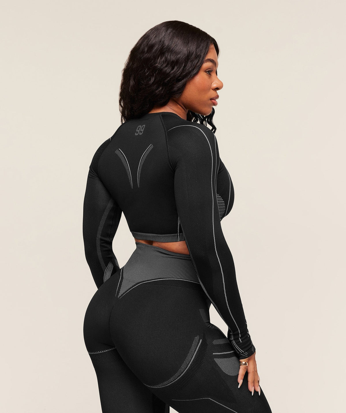 Gymshark x Analis Seamless Long Sleeve Crop Top - Black/Silver Grey
