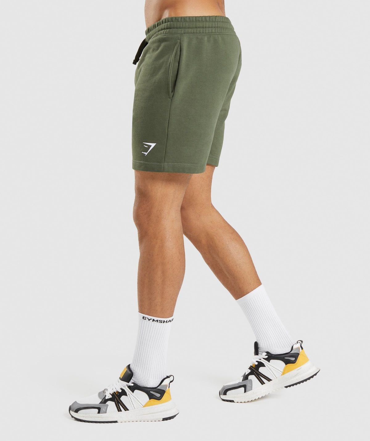 Gymshark Crest 7" Shorts - Core Olive