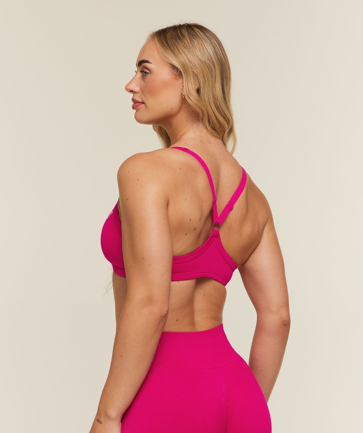 Gymshark Adapt Solid Sports Bra - Performance Pink