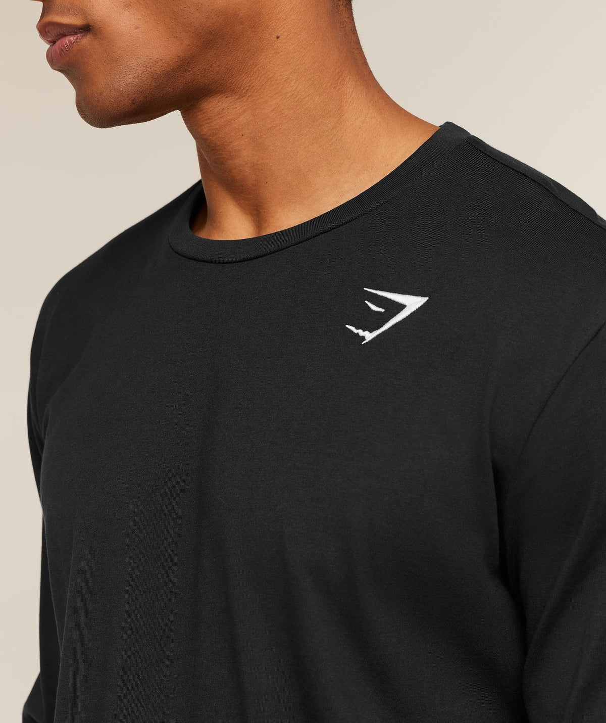 Gymshark Crest Long Sleeve Tee - Black