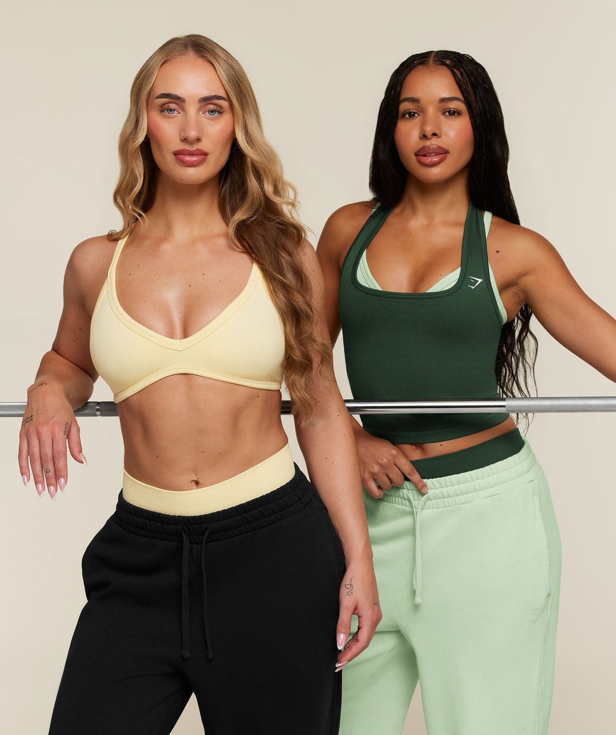 Gymshark Adapt Solid Halter Neck Tank - Earth Green