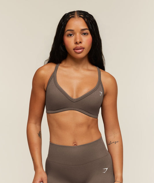Gymshark Adapt Solid Sports Bra - Soft Brown