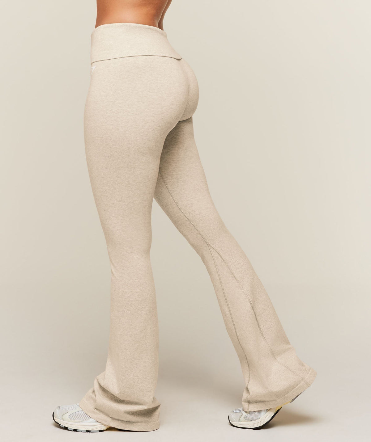Gymshark CottonMoveTM Flared Leggings - Oat Marl