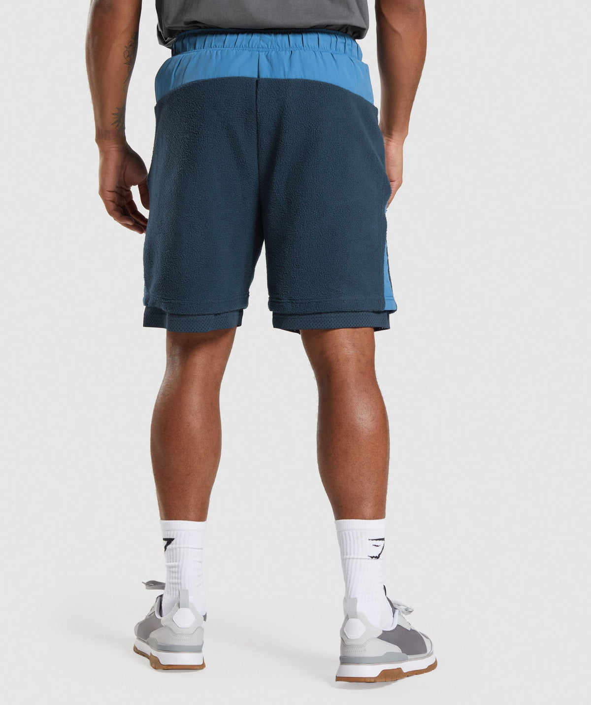 Gymshark Vibes 9" Shorts - Navy/Lakeside Blue