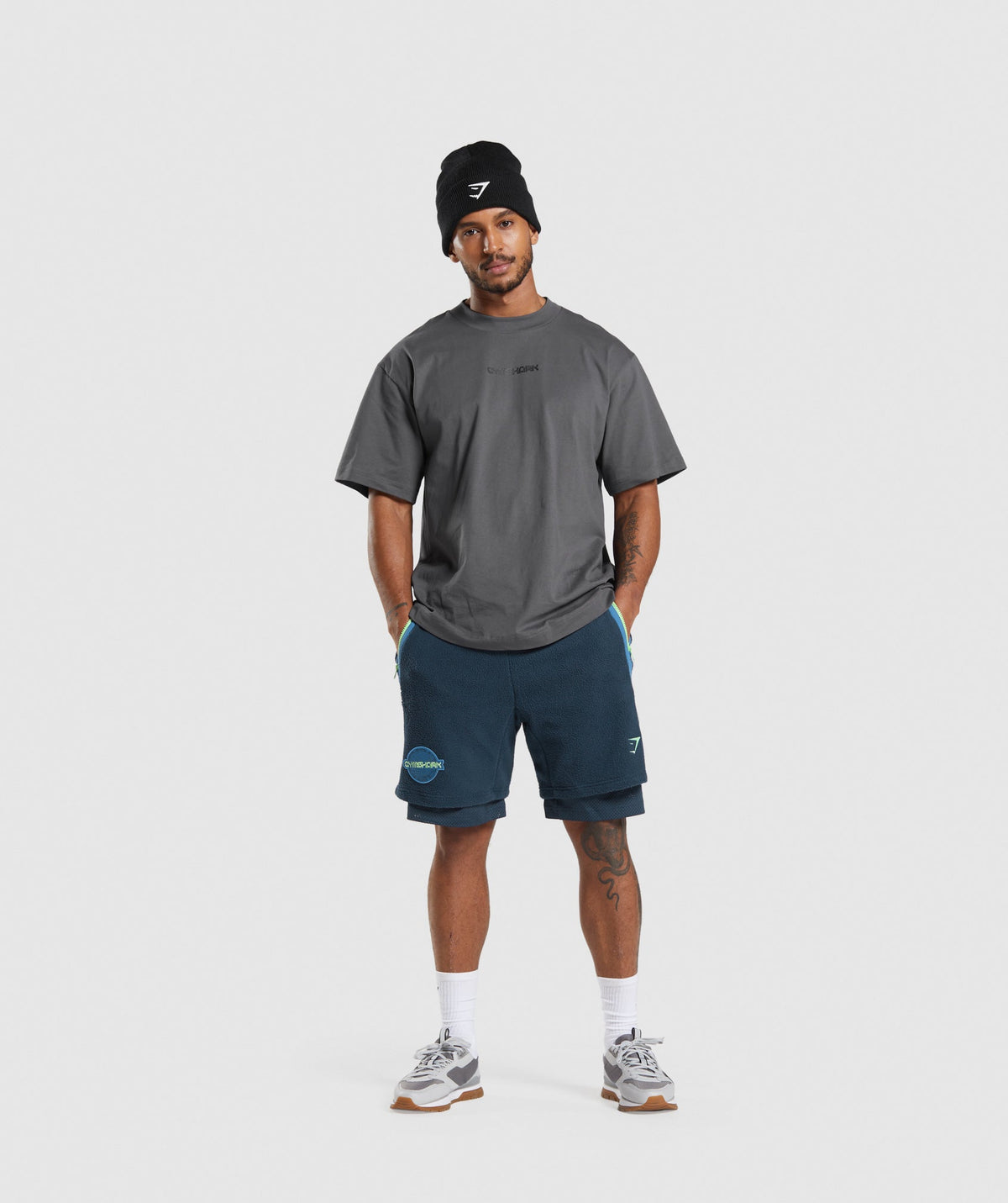 Gymshark Vibes 9" Shorts - Navy/Lakeside Blue
