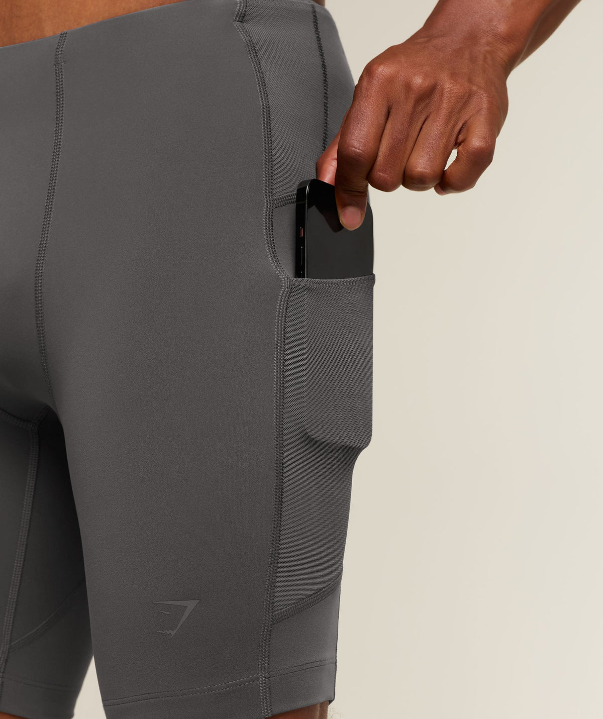 Gymshark Running Elite 7 Pocket Half Tights - Onyx Grey