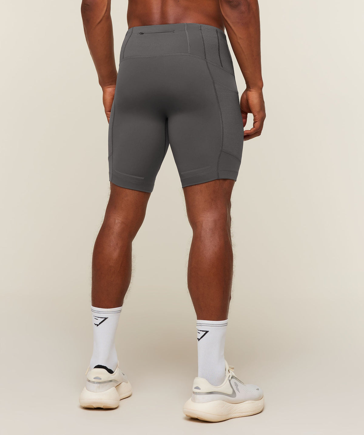 Gymshark Running Elite 7 Pocket Half Tights - Onyx Grey