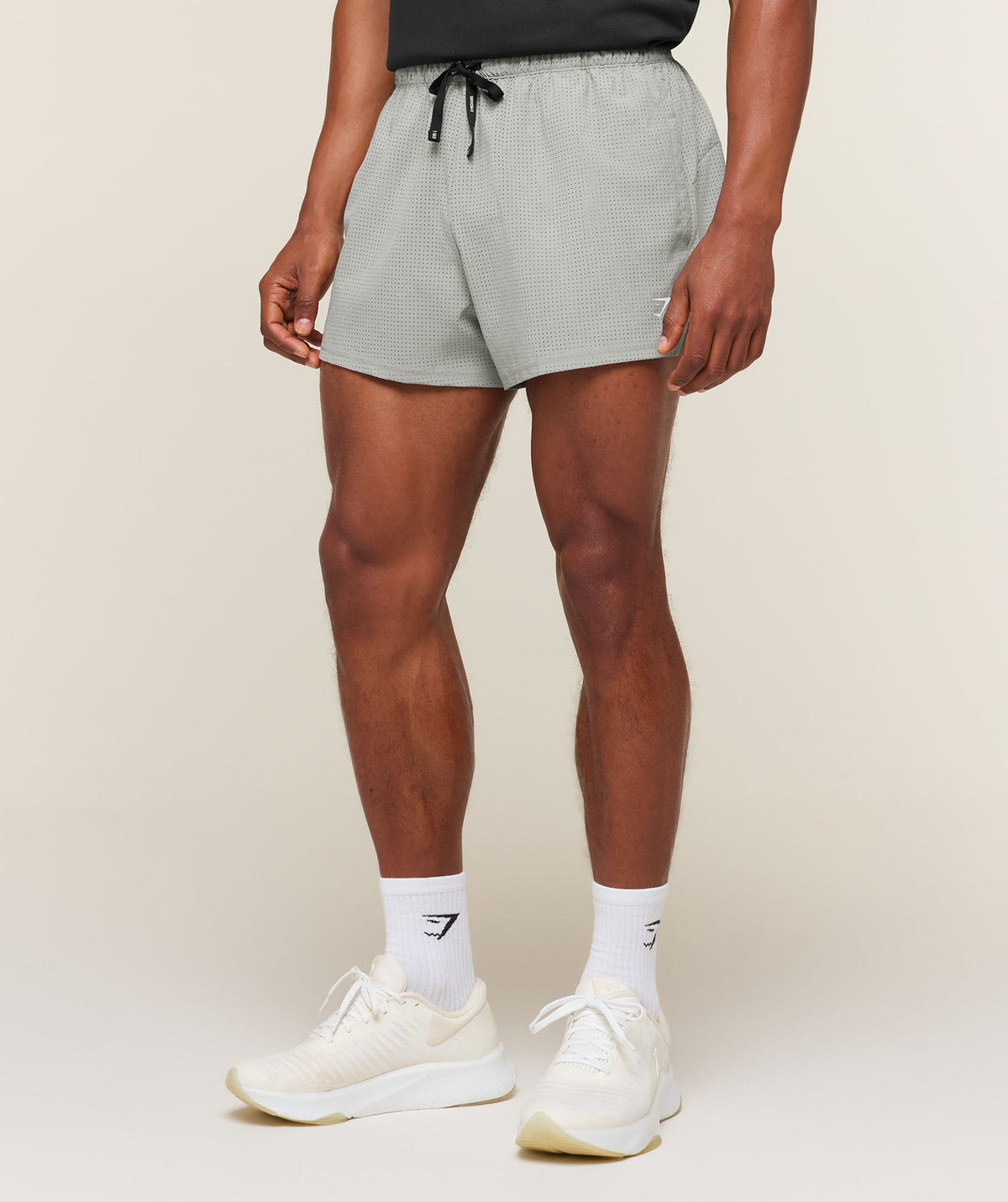Gymshark Perforated Train 4" Shorts - Smokey Grey