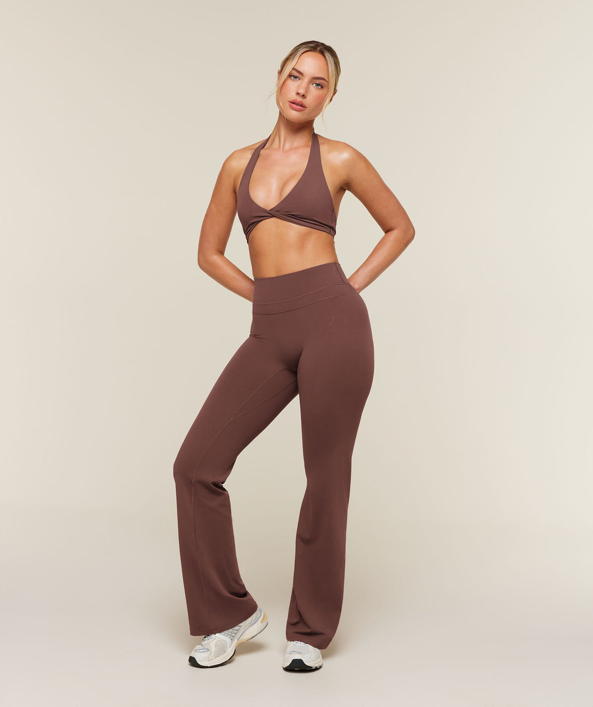Gymshark Whitney High-Rise Flare Leggings Regular - Espresso Brown