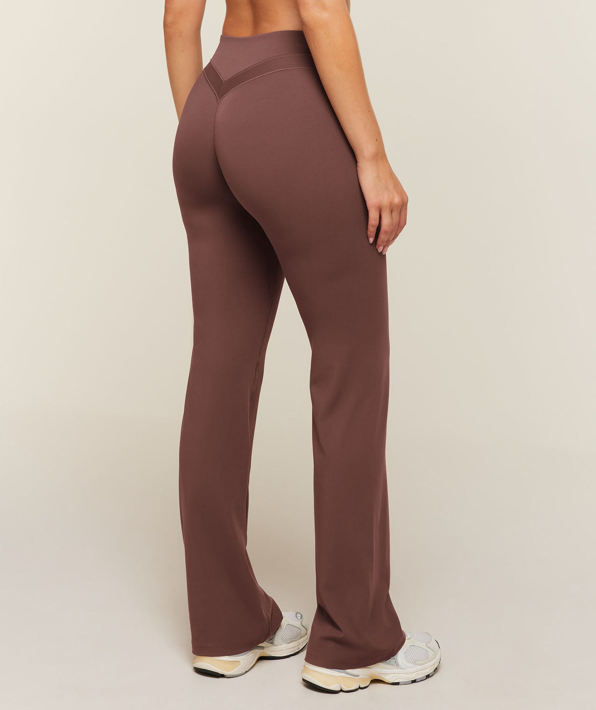 Gymshark Whitney Mid-Rise Flare Leggings Regular - Espresso Brown