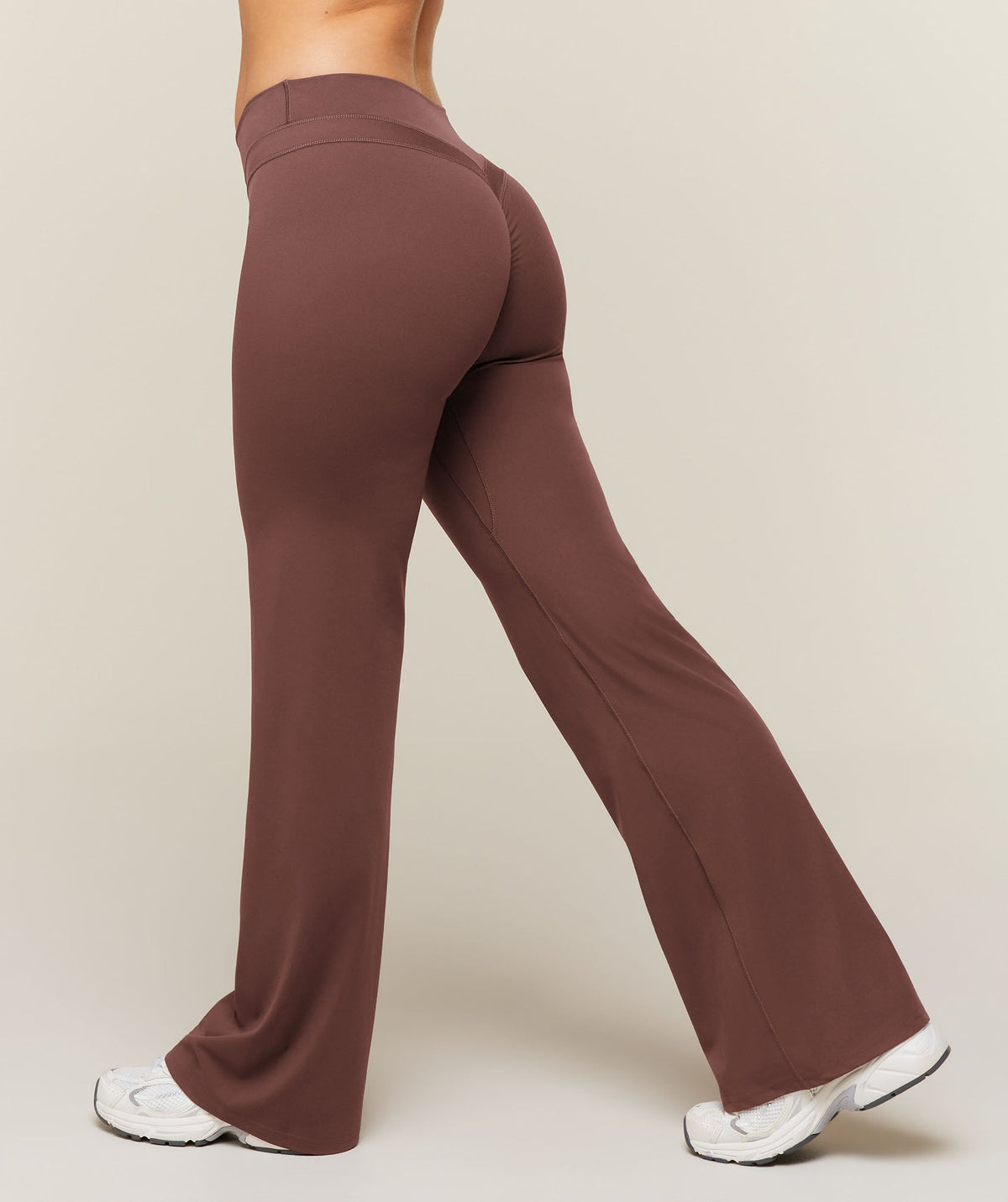 Gymshark Whitney Mid-Rise Flare Leggings Short - Espresso Brown