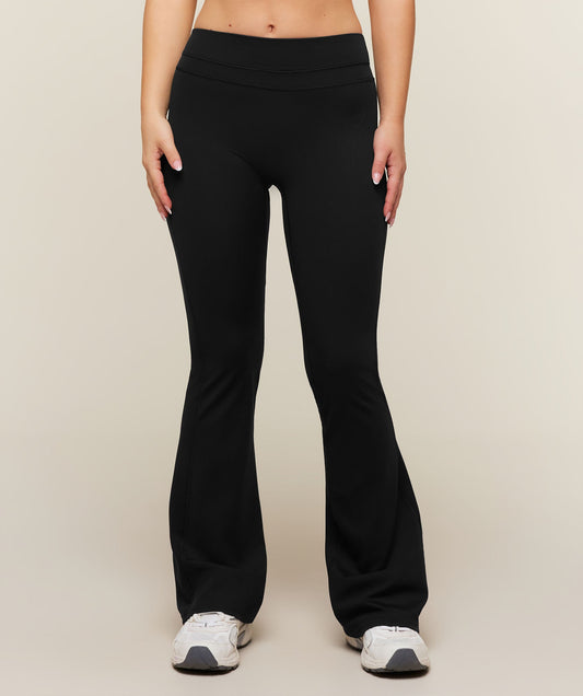 Gymshark Whitney Mid-Rise Mini Flare Short - Black