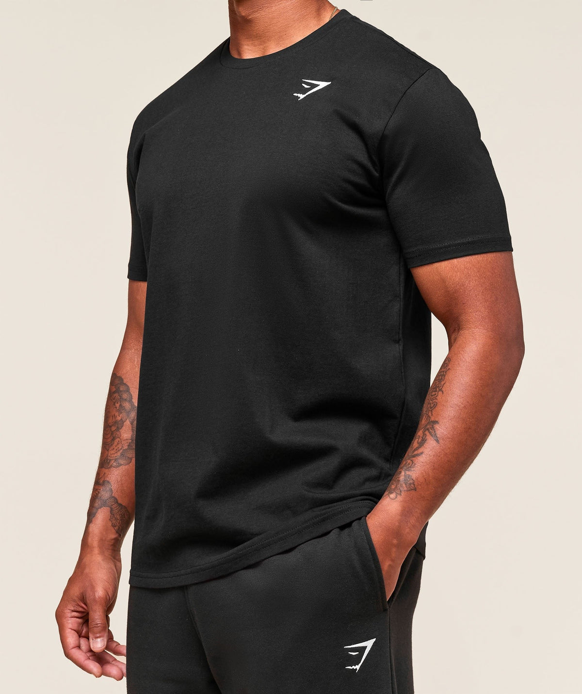 Gymshark Crest Tee - Black