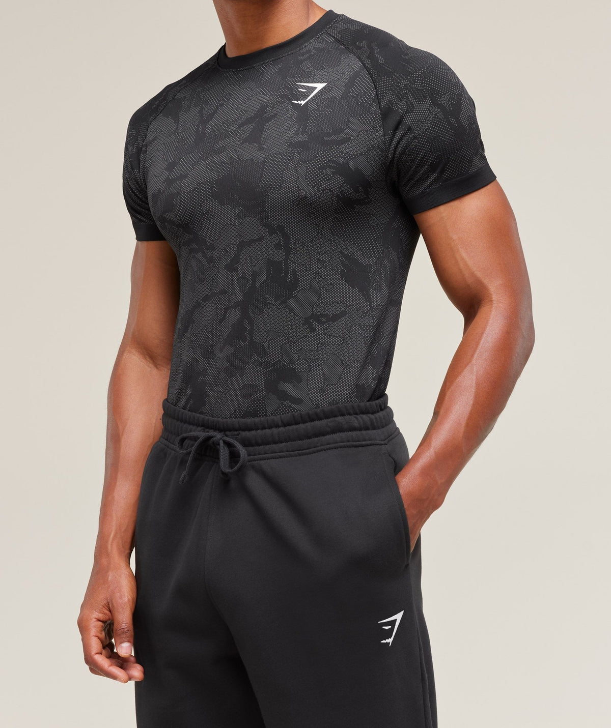 Gymshark Geo Seamless Tee - Black/Charcoal Grey