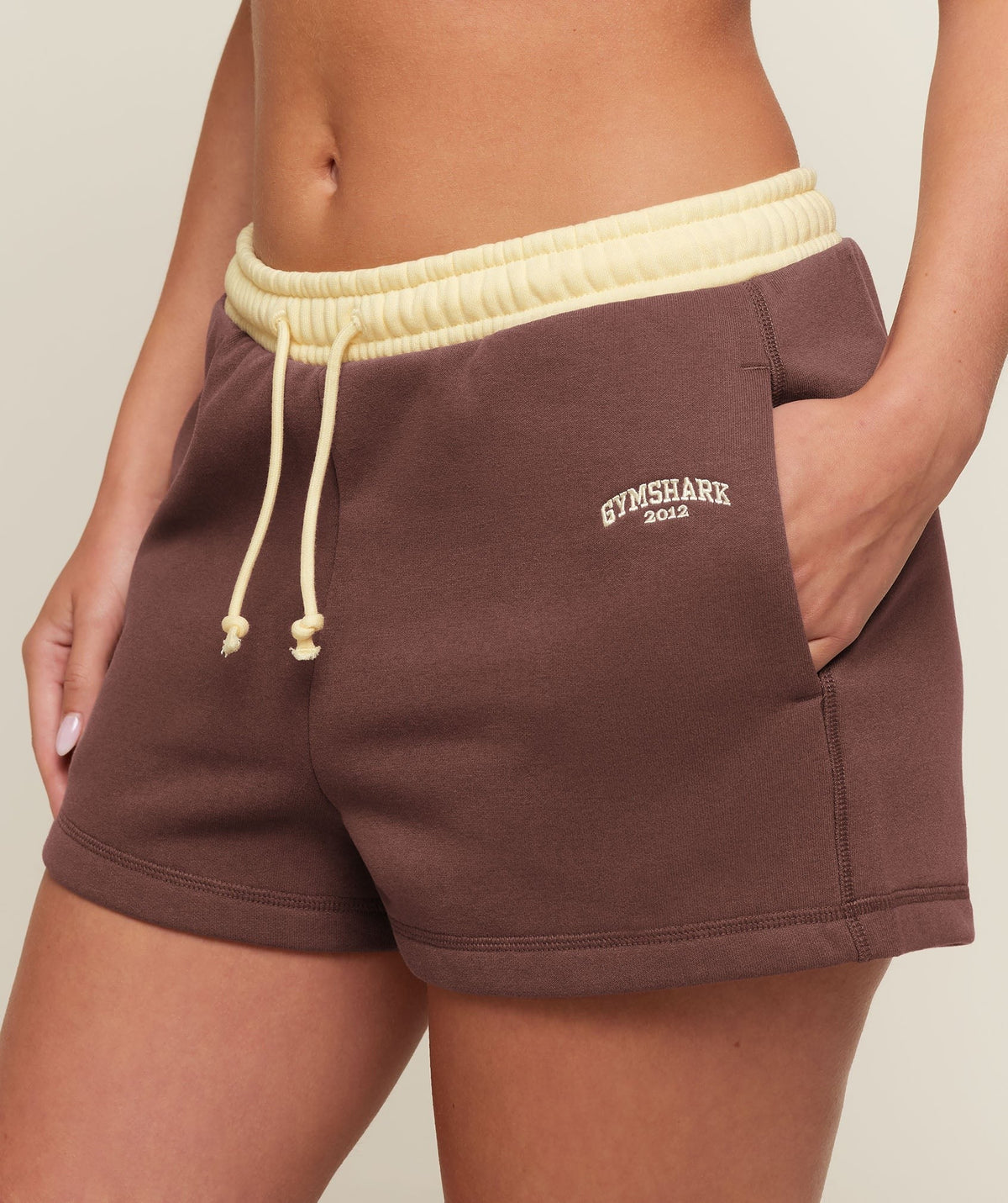 Gymshark Cosy Luxe Campus Sweat Shorts - Espresso Brown