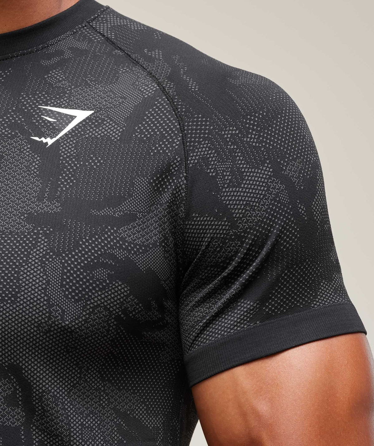 Gymshark Geo Seamless Tee - Black/Charcoal Grey