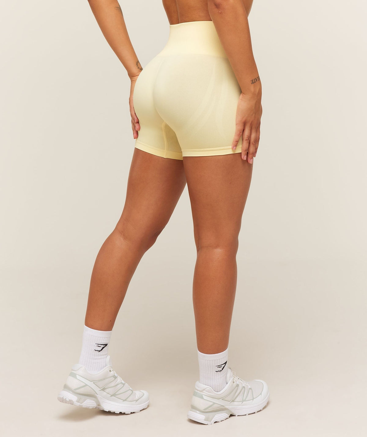 Gymshark Everyday Seamless Shorts - Butter Yellow