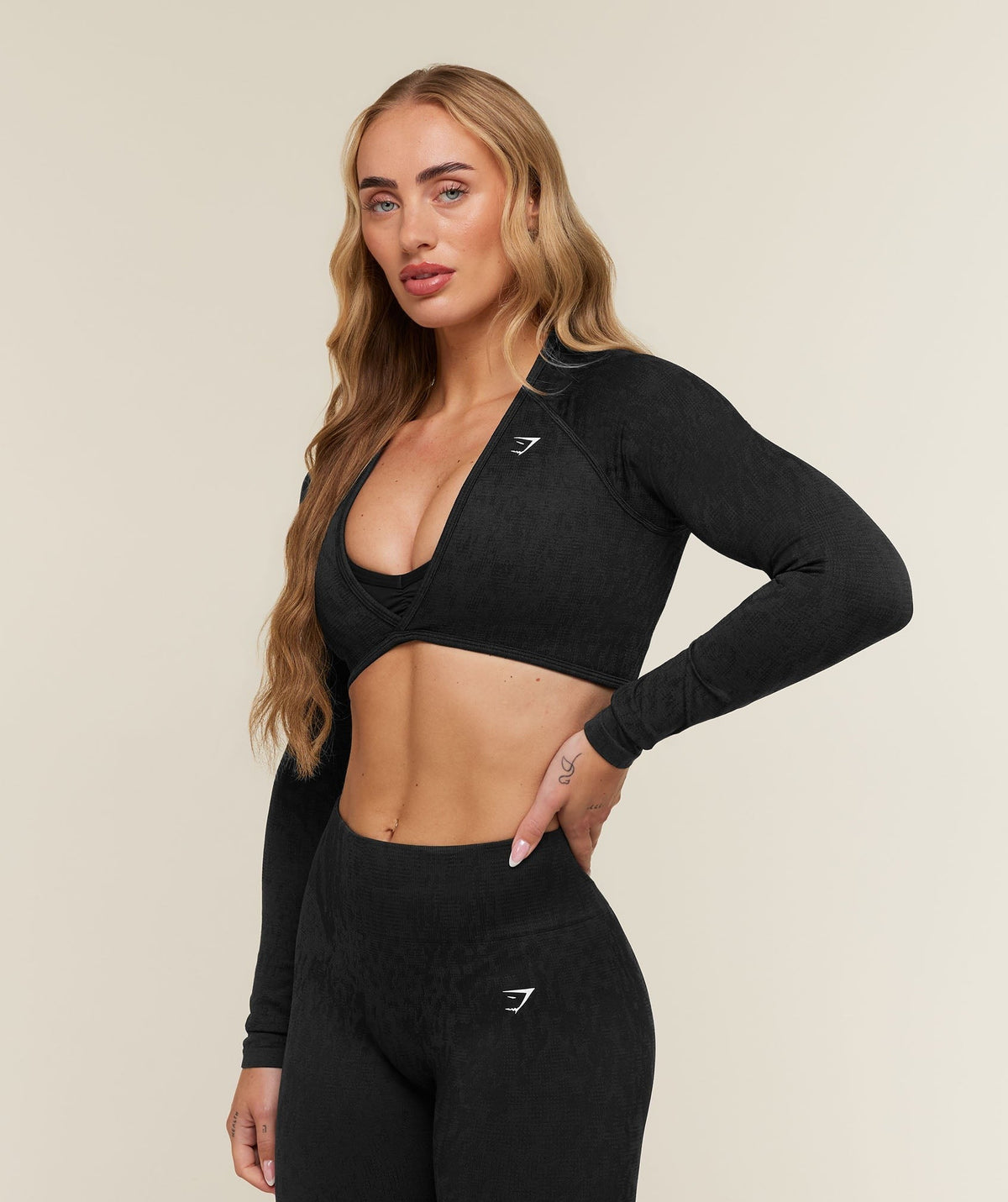 Gymshark Adapt Animal x Whitney Long Sleeve Crop Top - Black/Asphalt Grey