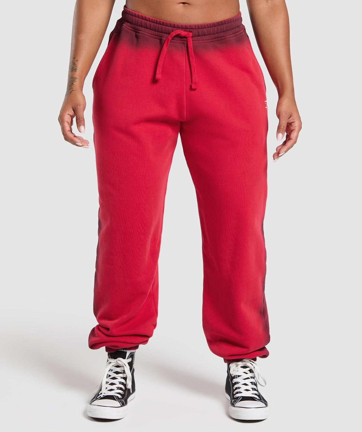 Gymshark Gains Washed Loopback Joggers - Conditioning Red/Sets Red/Spray Dye