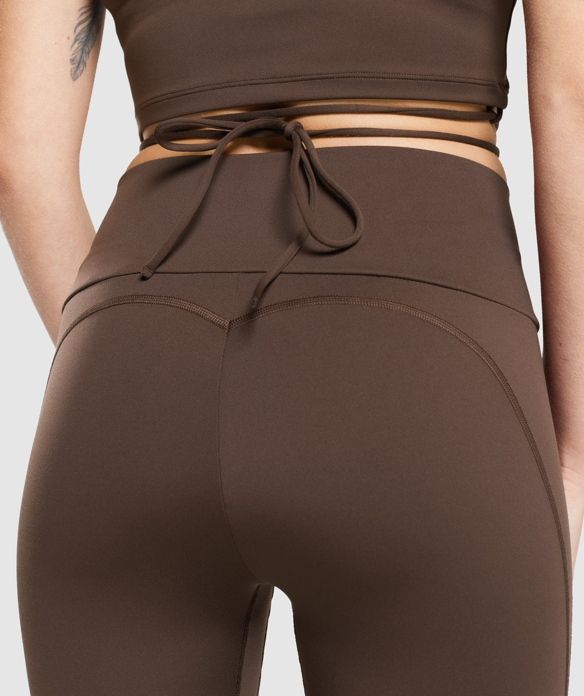 Gymshark Everyday Mock Neck Ribbon Tee - Archive Brown