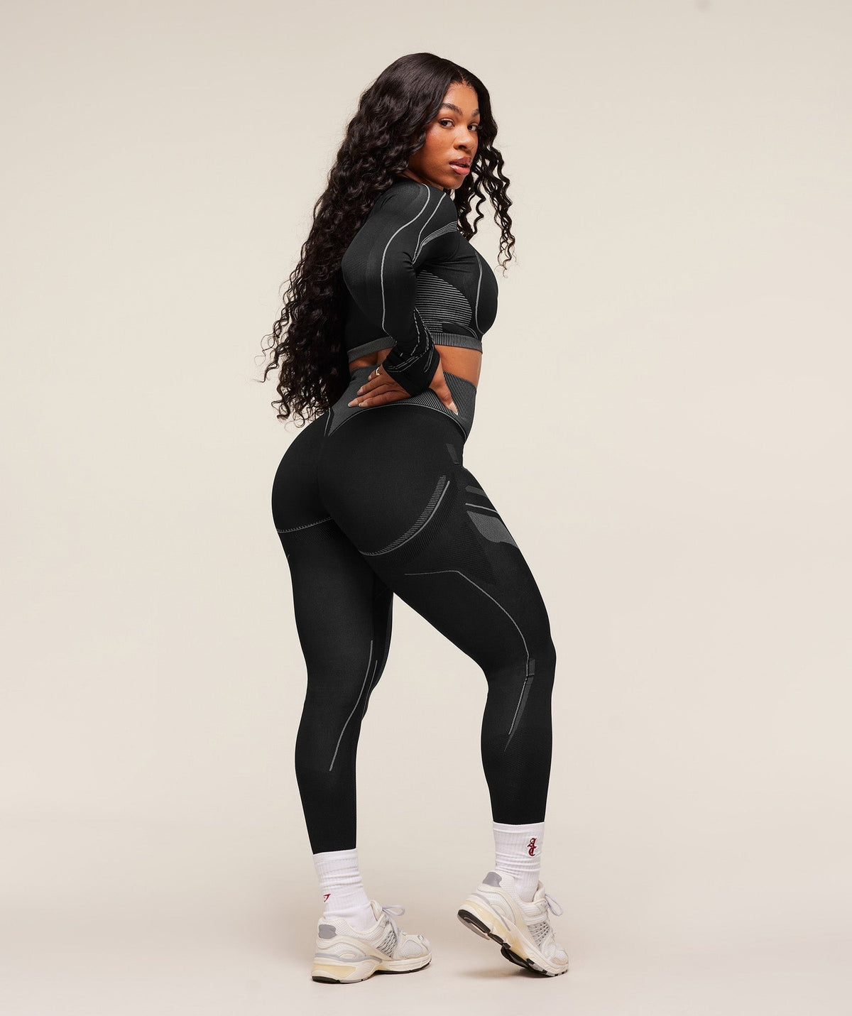 Gymshark x Analis Seamless Legging - Black/Silver Grey