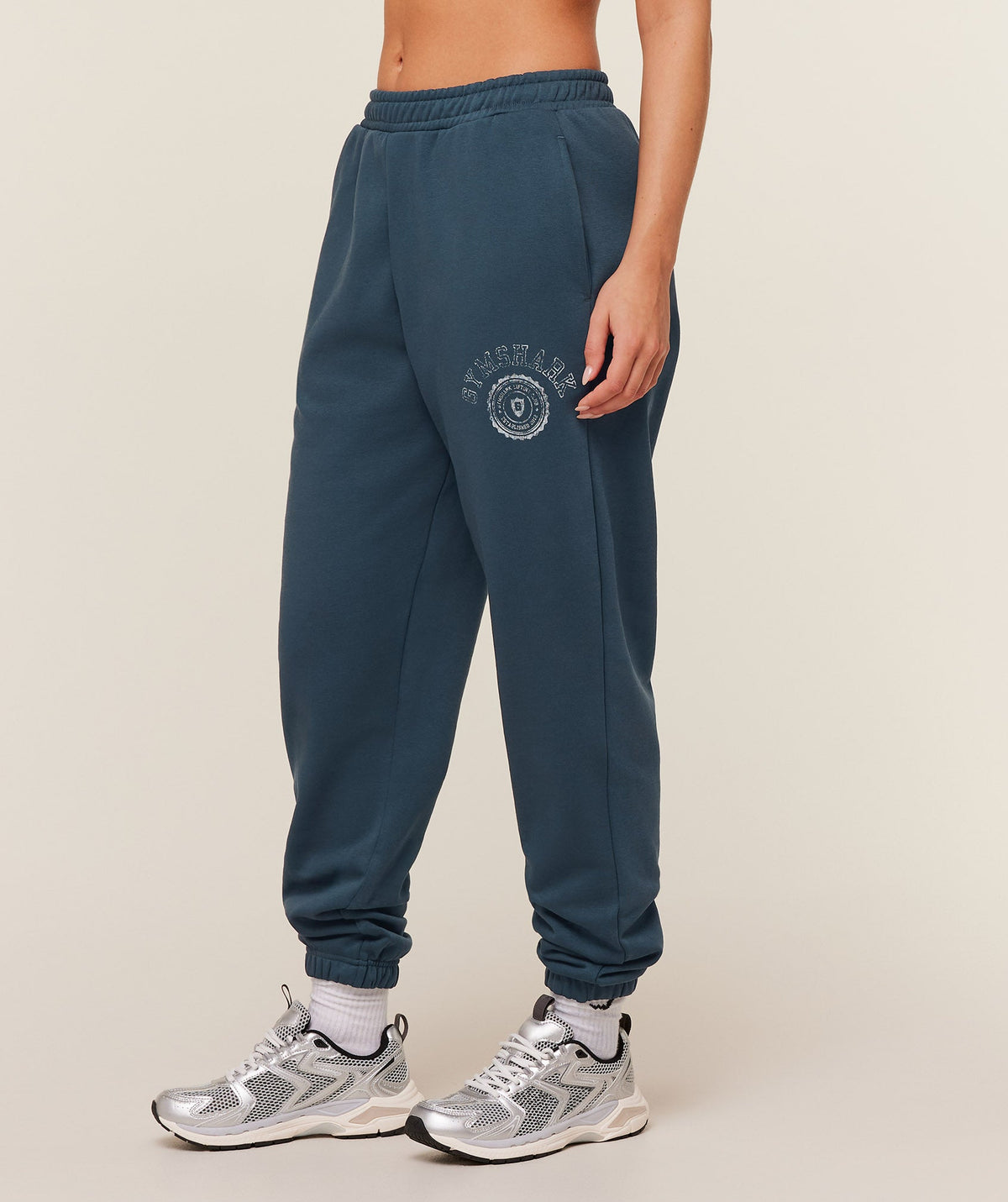 Gymshark Worn Crest Graphic Joggers - Stealth Blue