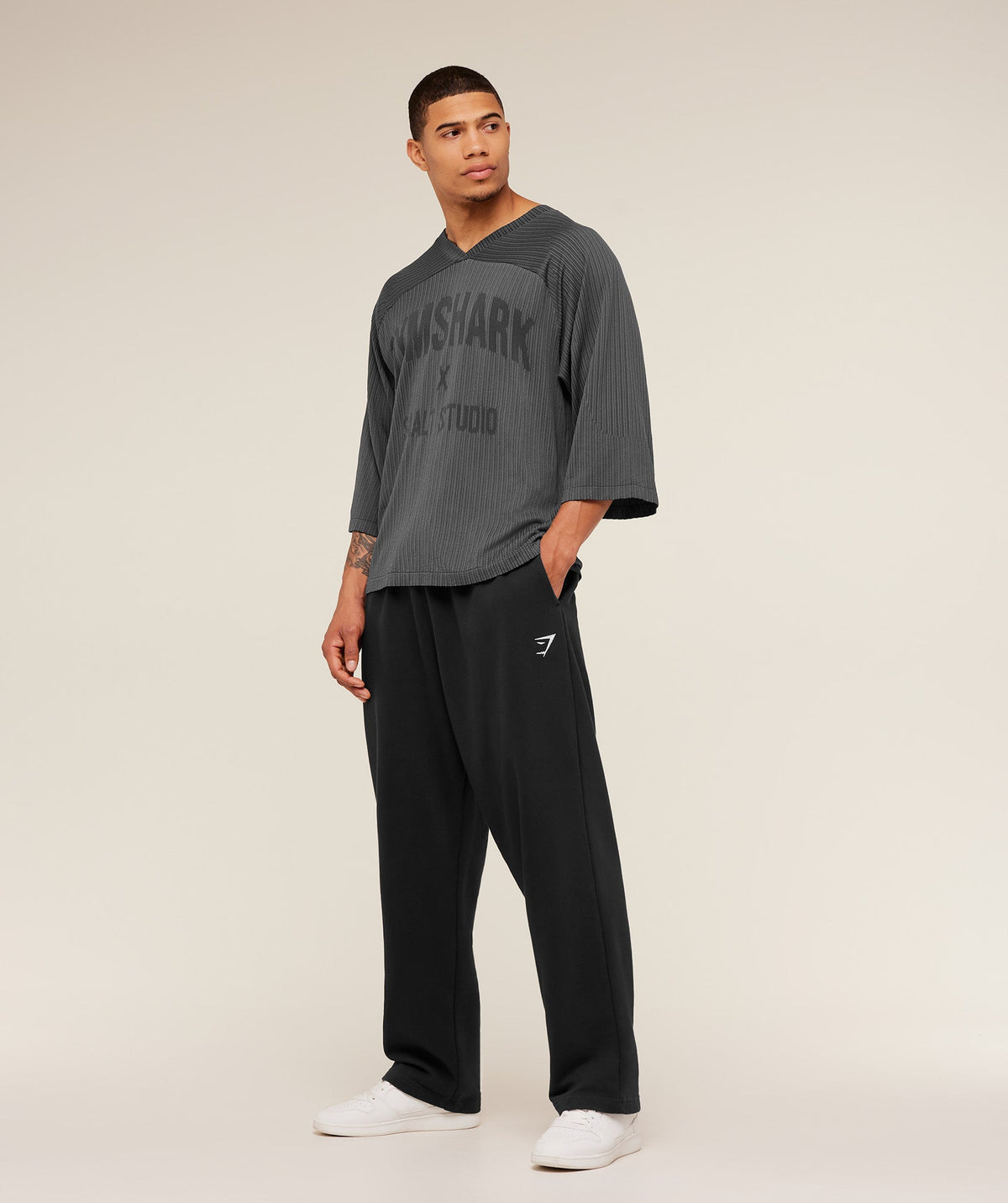 Gymshark x Saalt Studios Seamless Jersey - Asphalt Grey/Pitch Grey