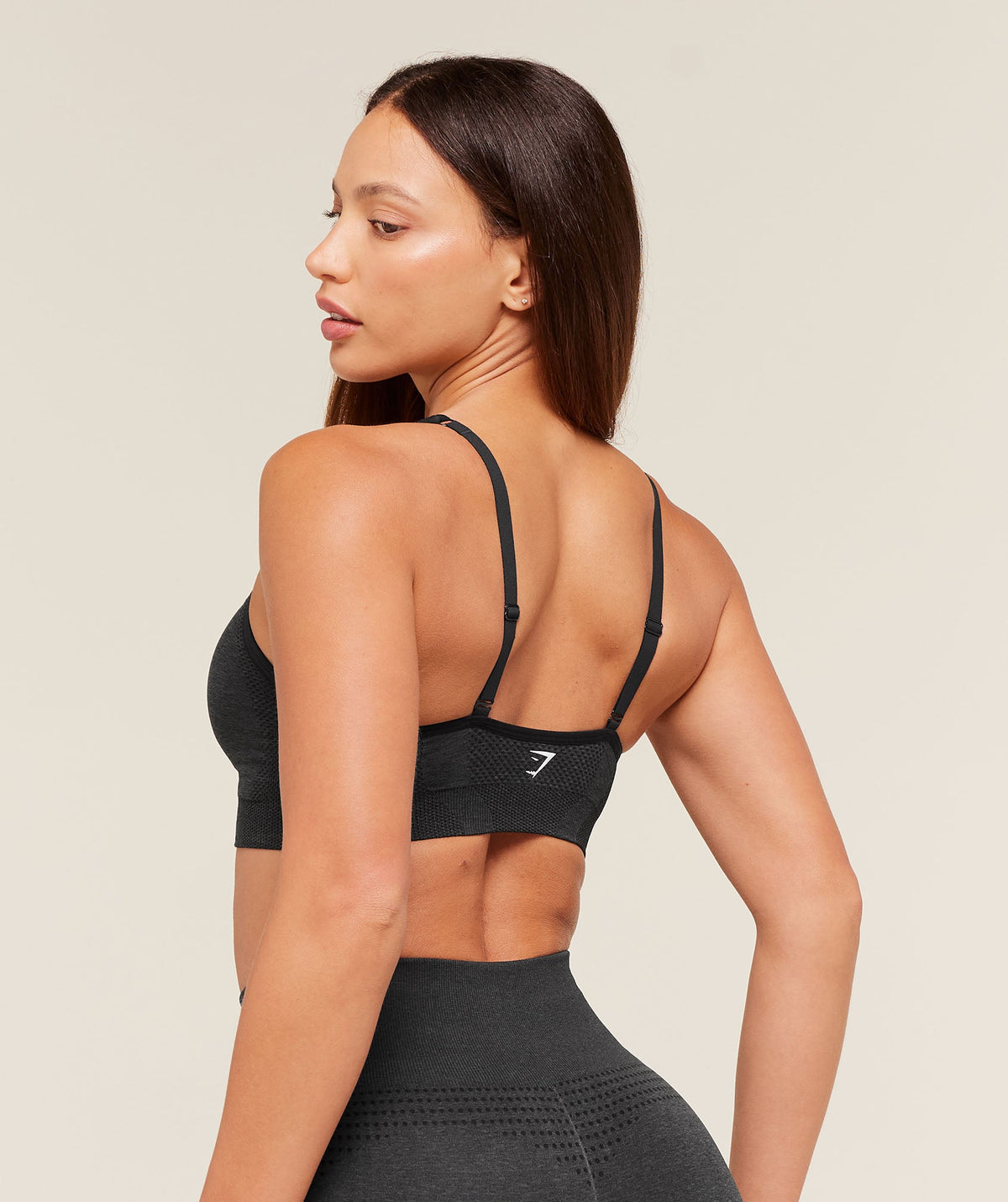 Gymshark Vital Seamless V Neck Sports Bra - Black Marl