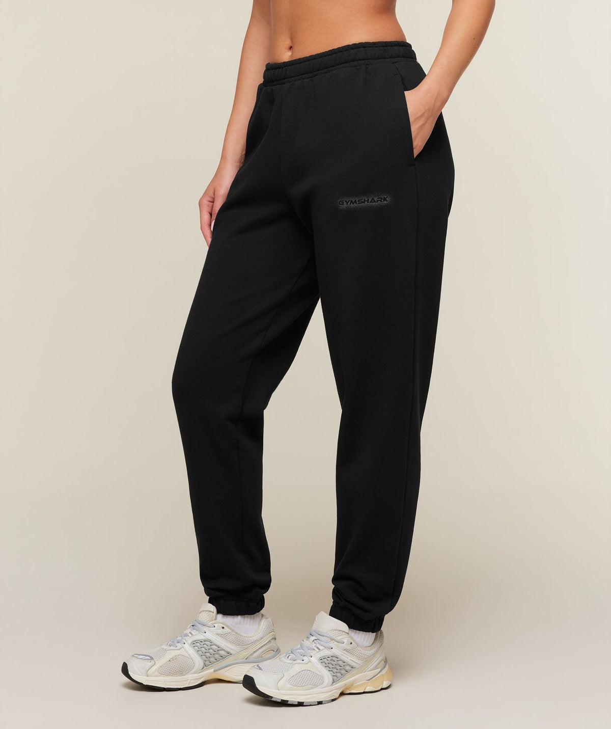 Gymshark For the Ones Who Show Up Graphic Joggers - Black