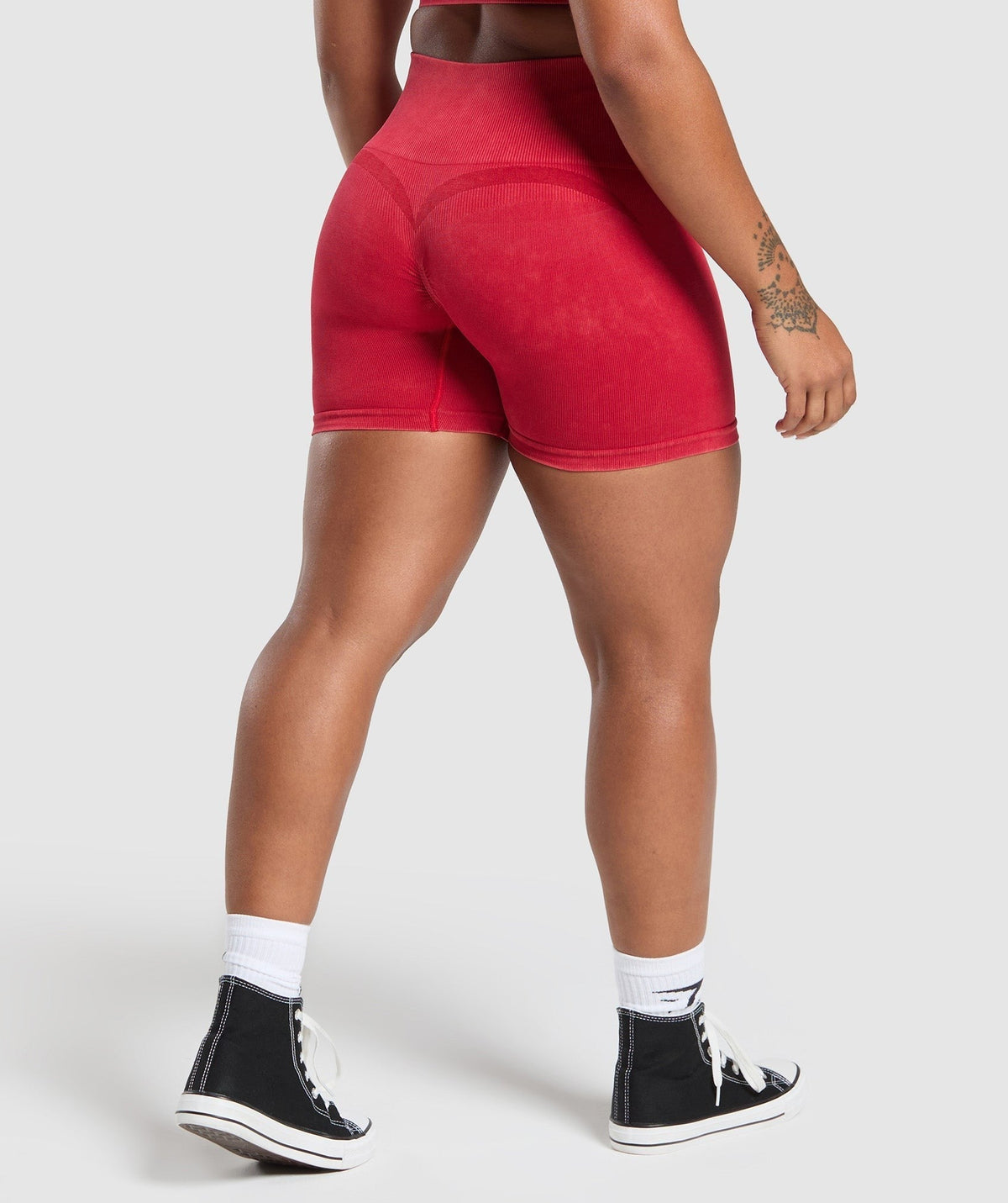 Gymshark Gains Seamless Washed Short - Carmine Red/Wash