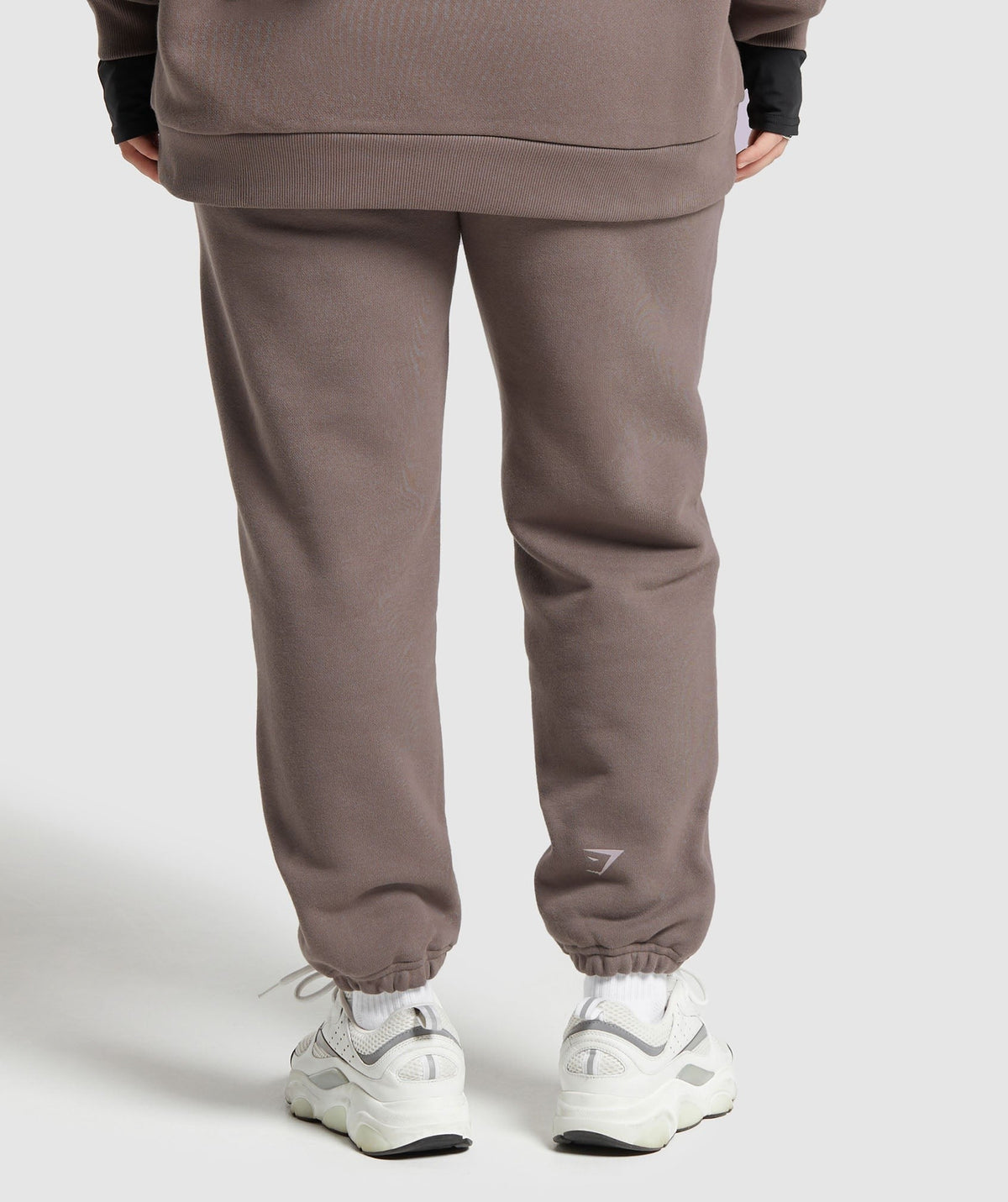 Gymshark X Leana Deeb Oversized Joggers - Brown