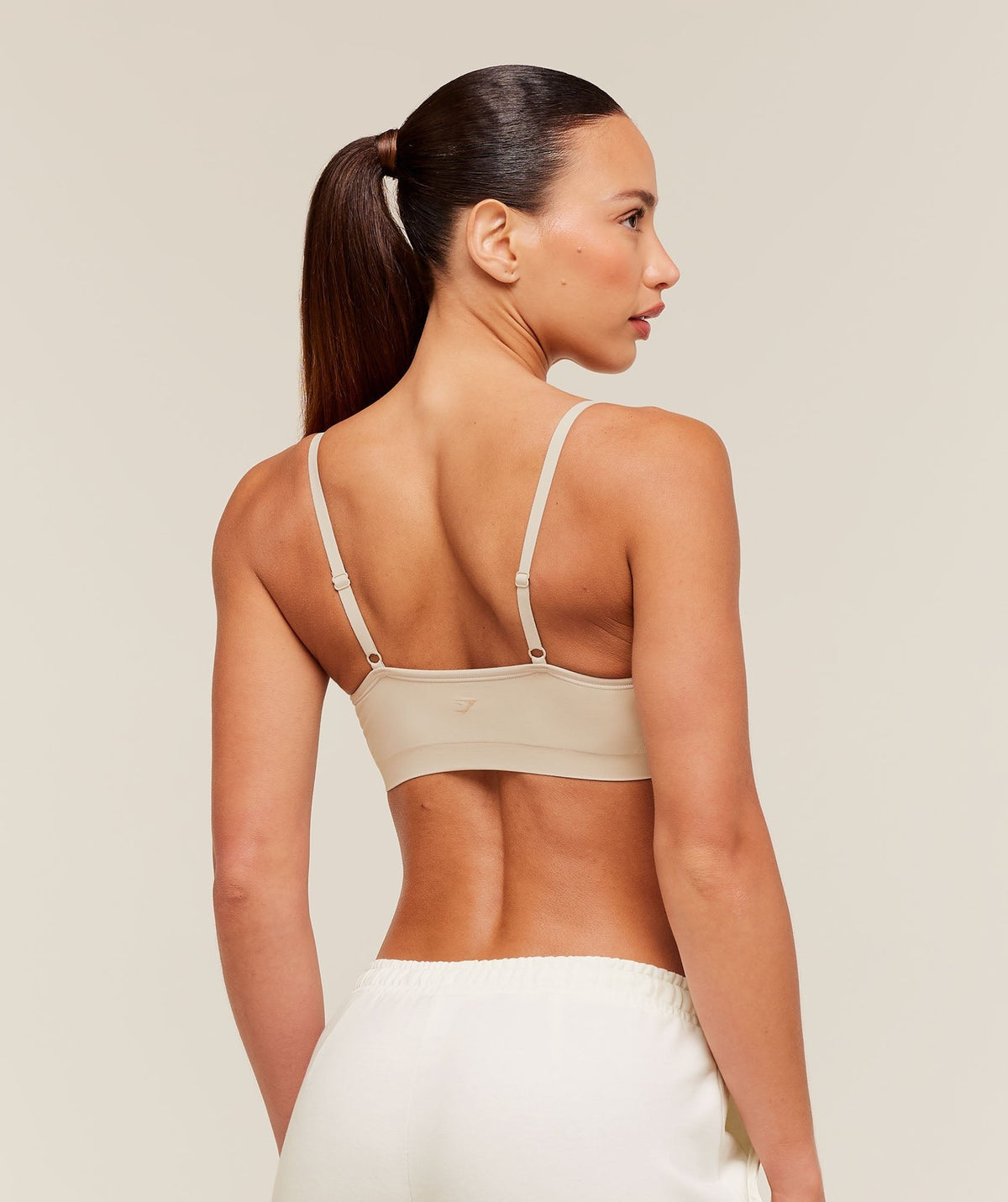 Gymshark FeatherFormTM V-Neck Bralette - Pebble Grey