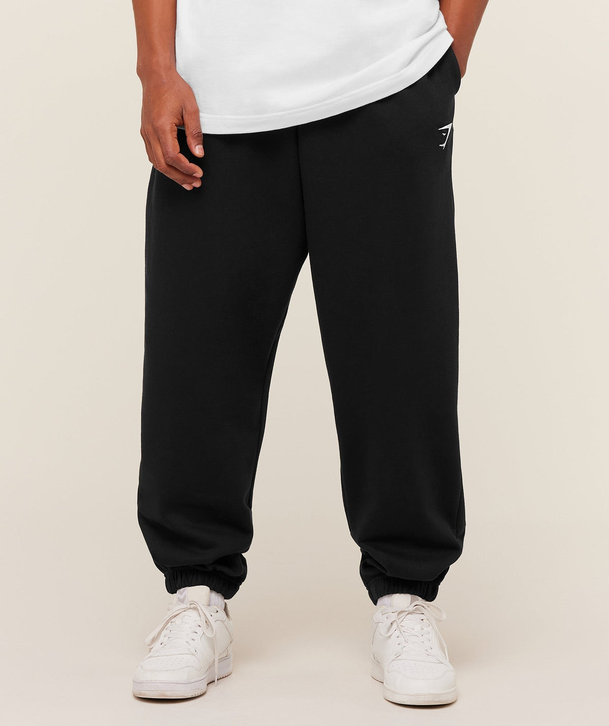 Gymshark Crest Oversized Jogger - Black