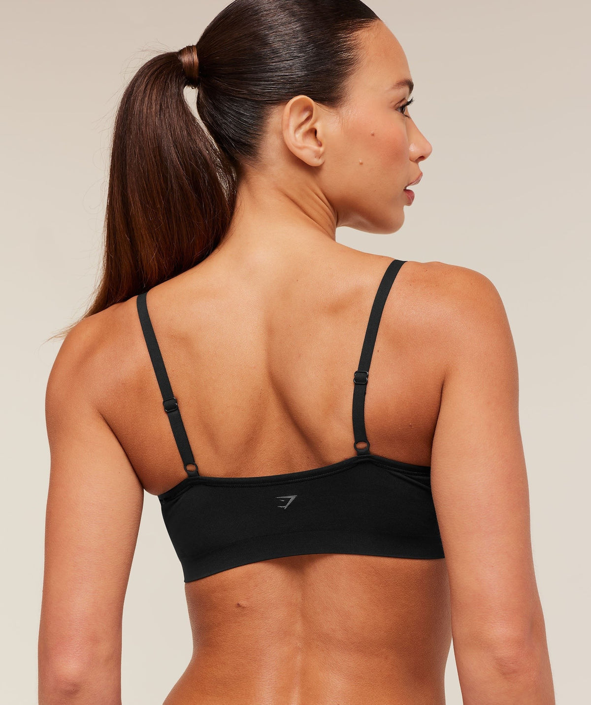 Gymshark FeatherFormTM V-Neck Bralette - Black