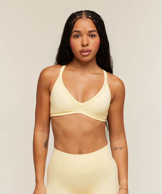 Gymshark Adapt Solid Sports Bra - Butter Yellow