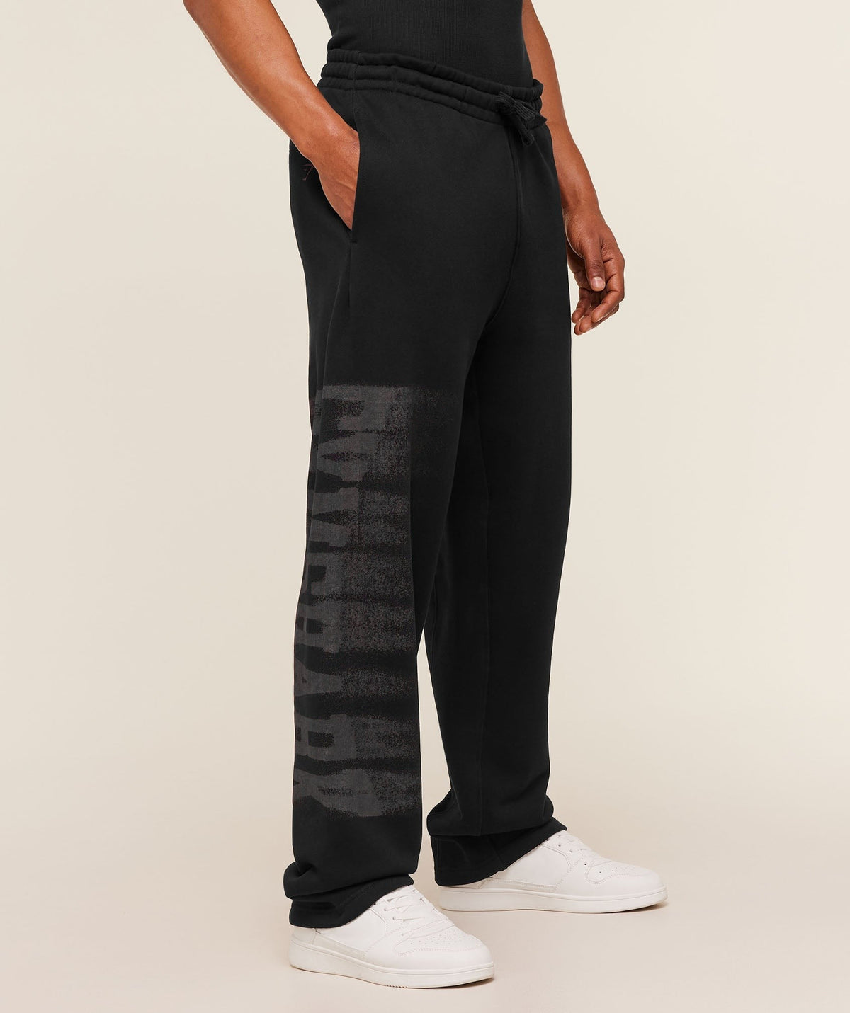 Gymshark Fade Graphic Straight Leg Pant - Black