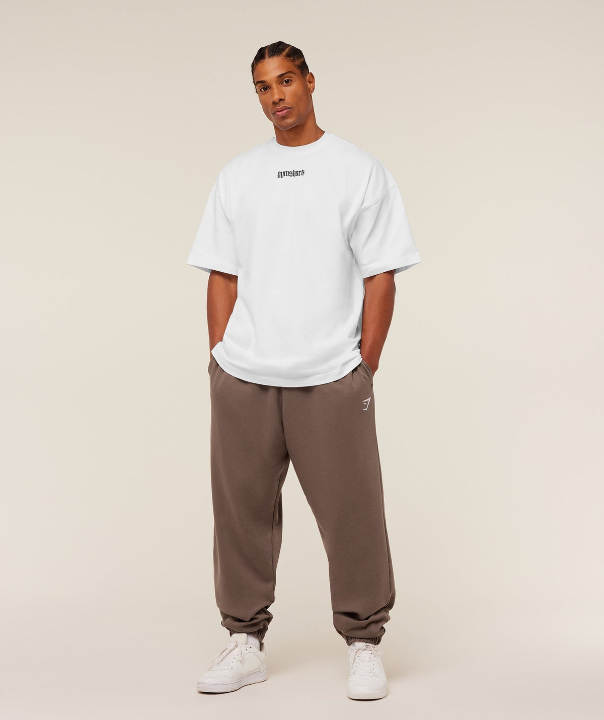 Gymshark Crest Oversized Jogger - Soft Brown