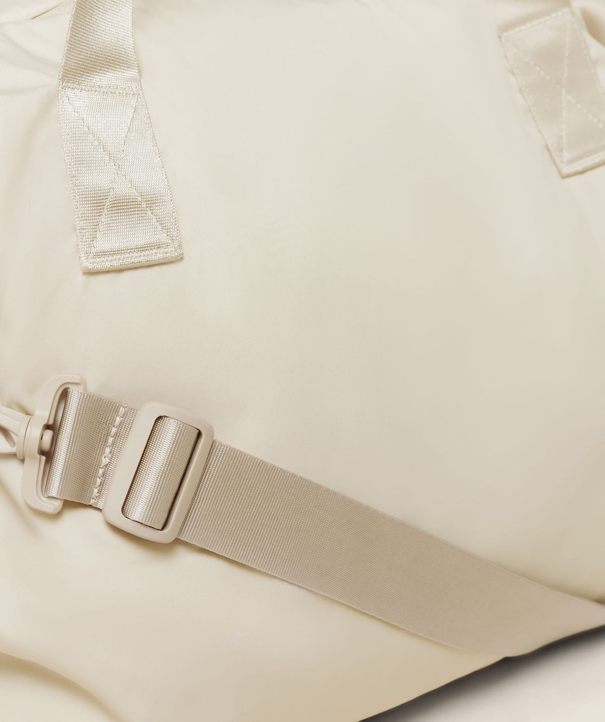 Gymshark Mode Duffle Bag - Chalk Beige