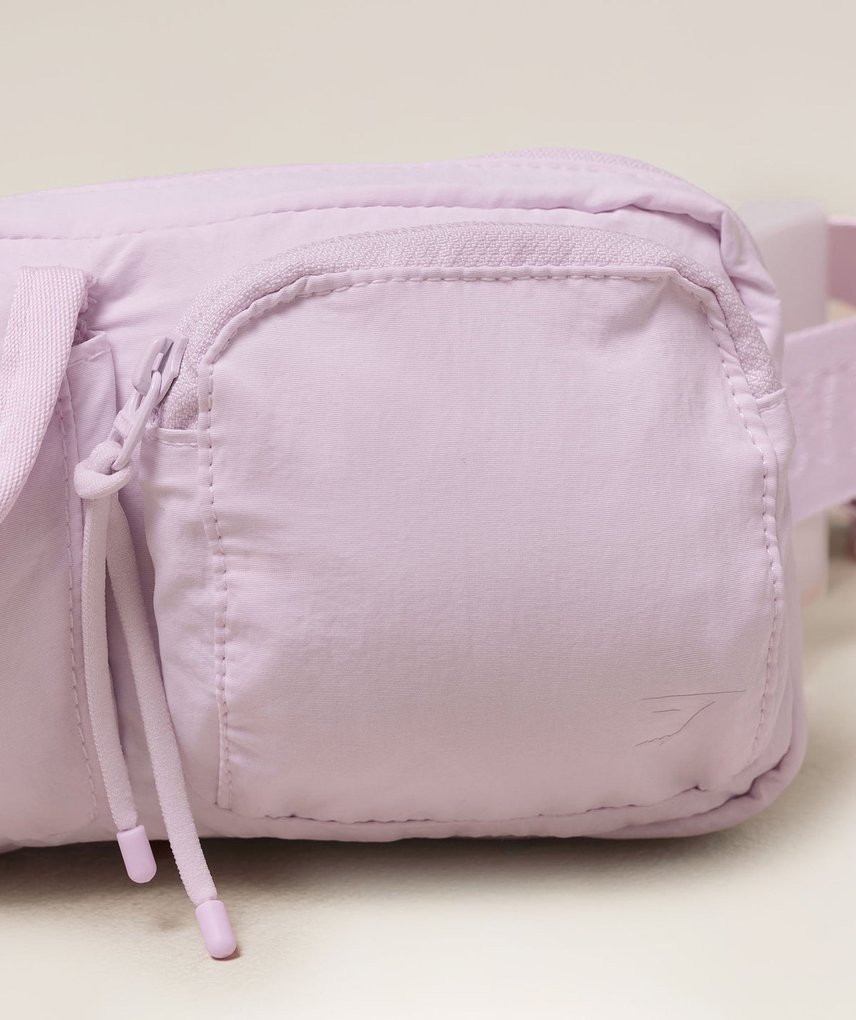 Gymshark Pleat Sling Bag - Ice Pink